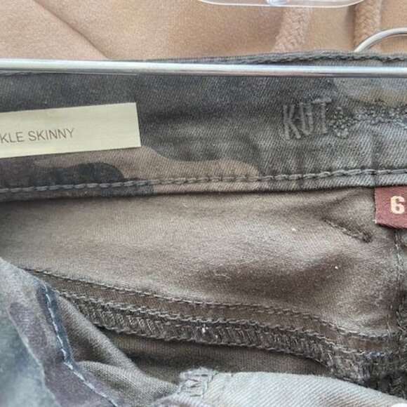 KUT from the KLOTH - Picture 3 of 3